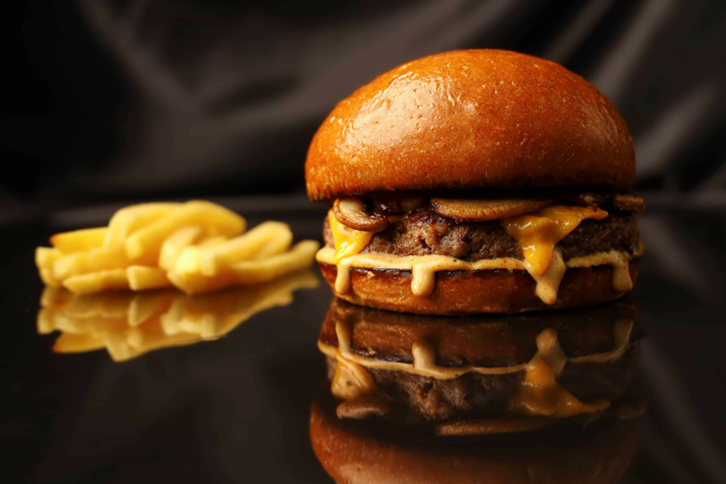 Single Mushroom Beef Burger