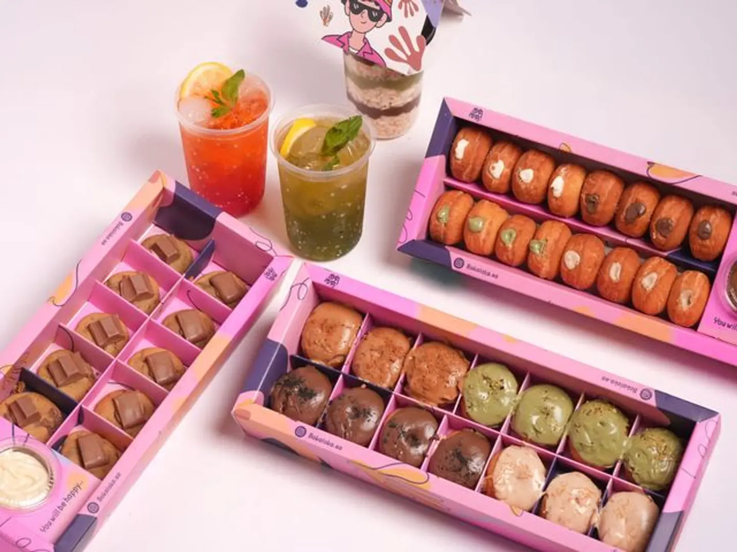 Full Option Boxes + Signature Donut Box (14 Pieces) + Rice Krispies + 2 Drinks