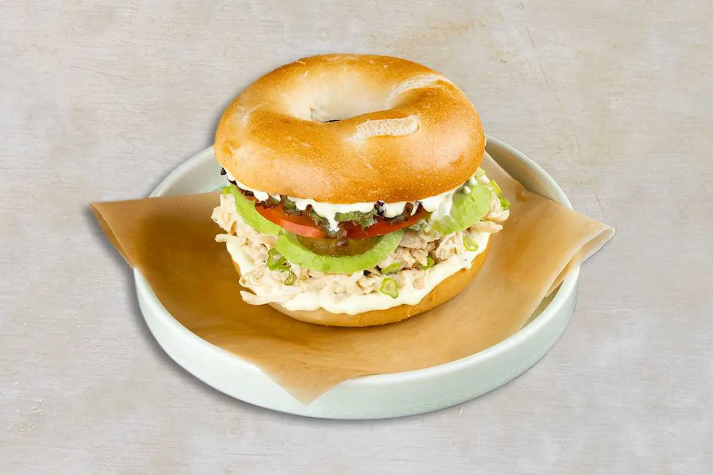Chicken Avocado Bagel [ 1+1 ]