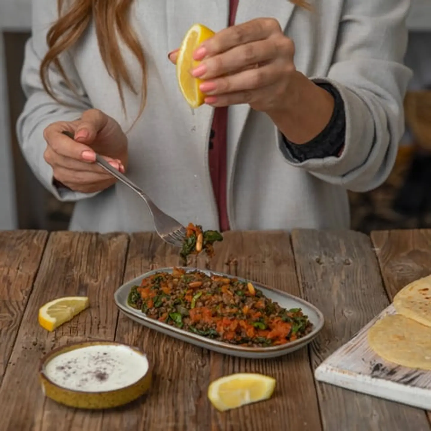 كيتو السبانخ باللحم الخالي من الجلوتين