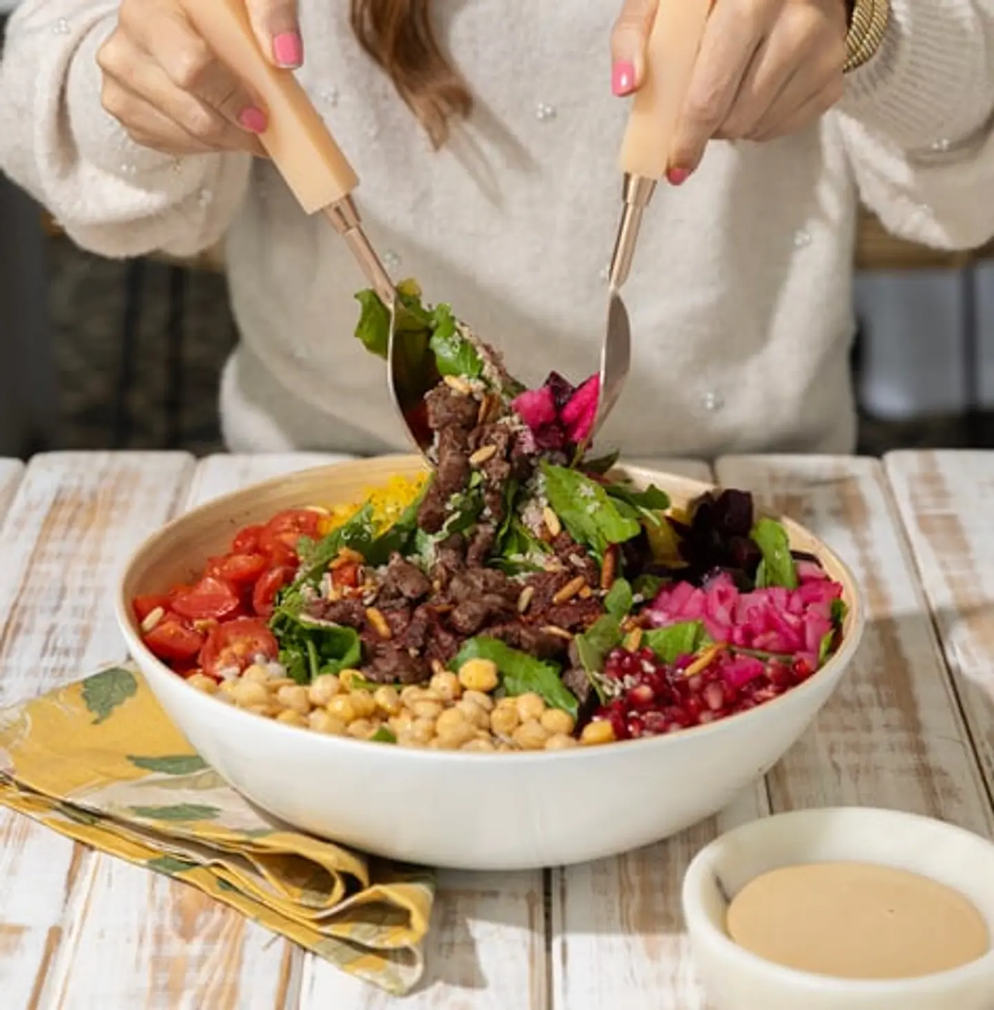 سلطه شاورما اللحم