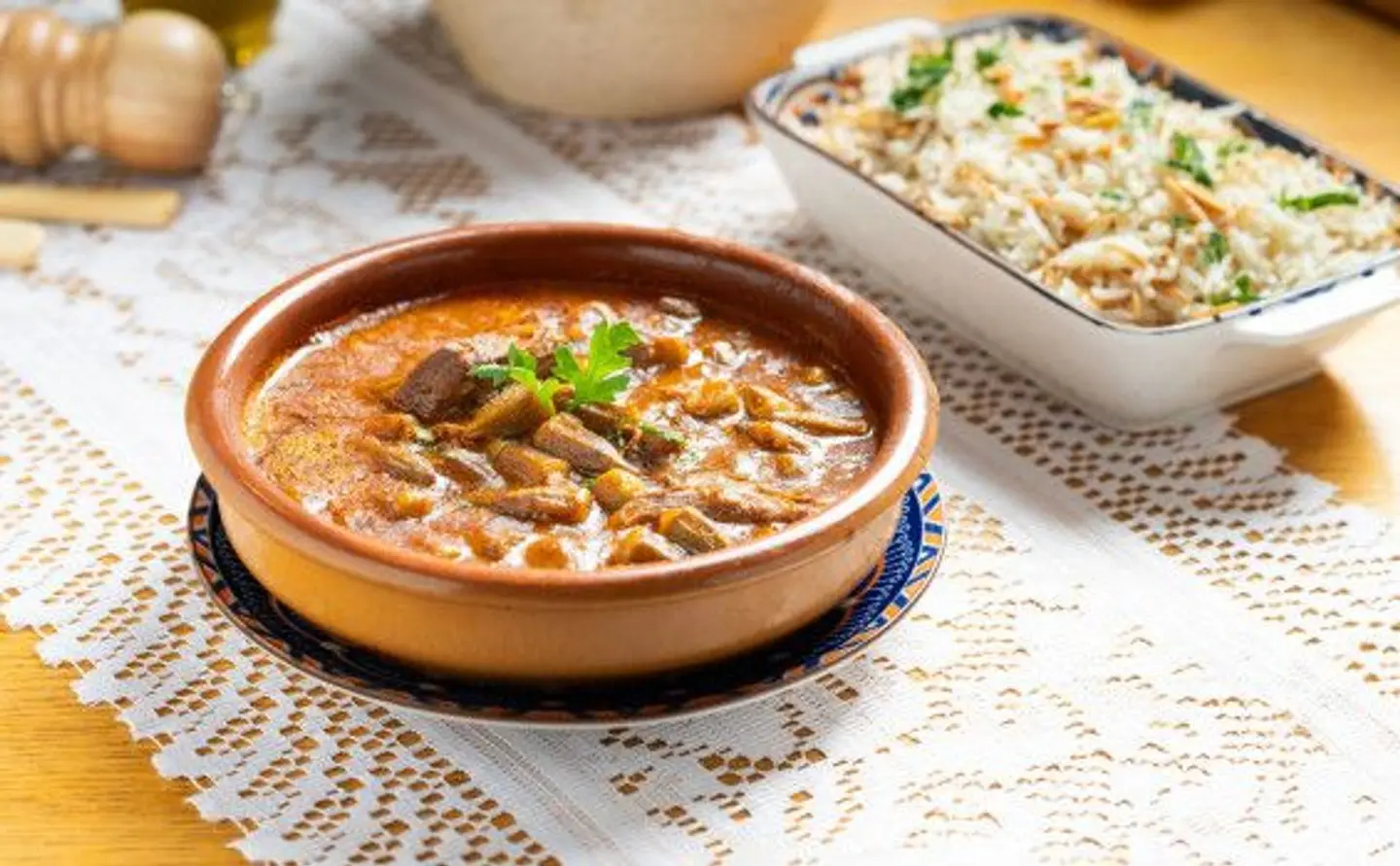 بامية بالفخارة