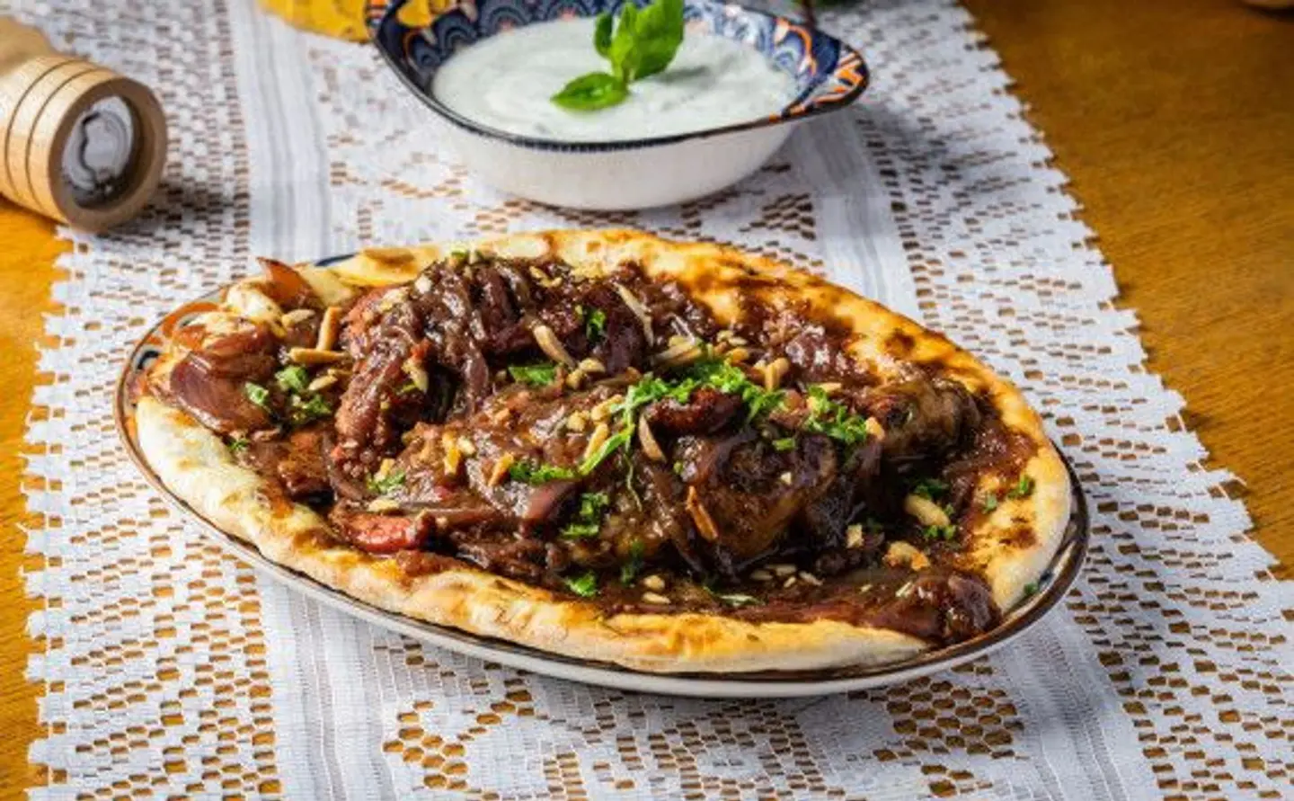 دجاج مطبوخ عالطريقه