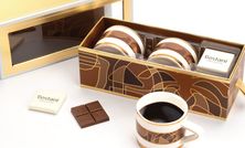 اكواب اسبريسو باللون البني- 4 قطع شوكولاتة