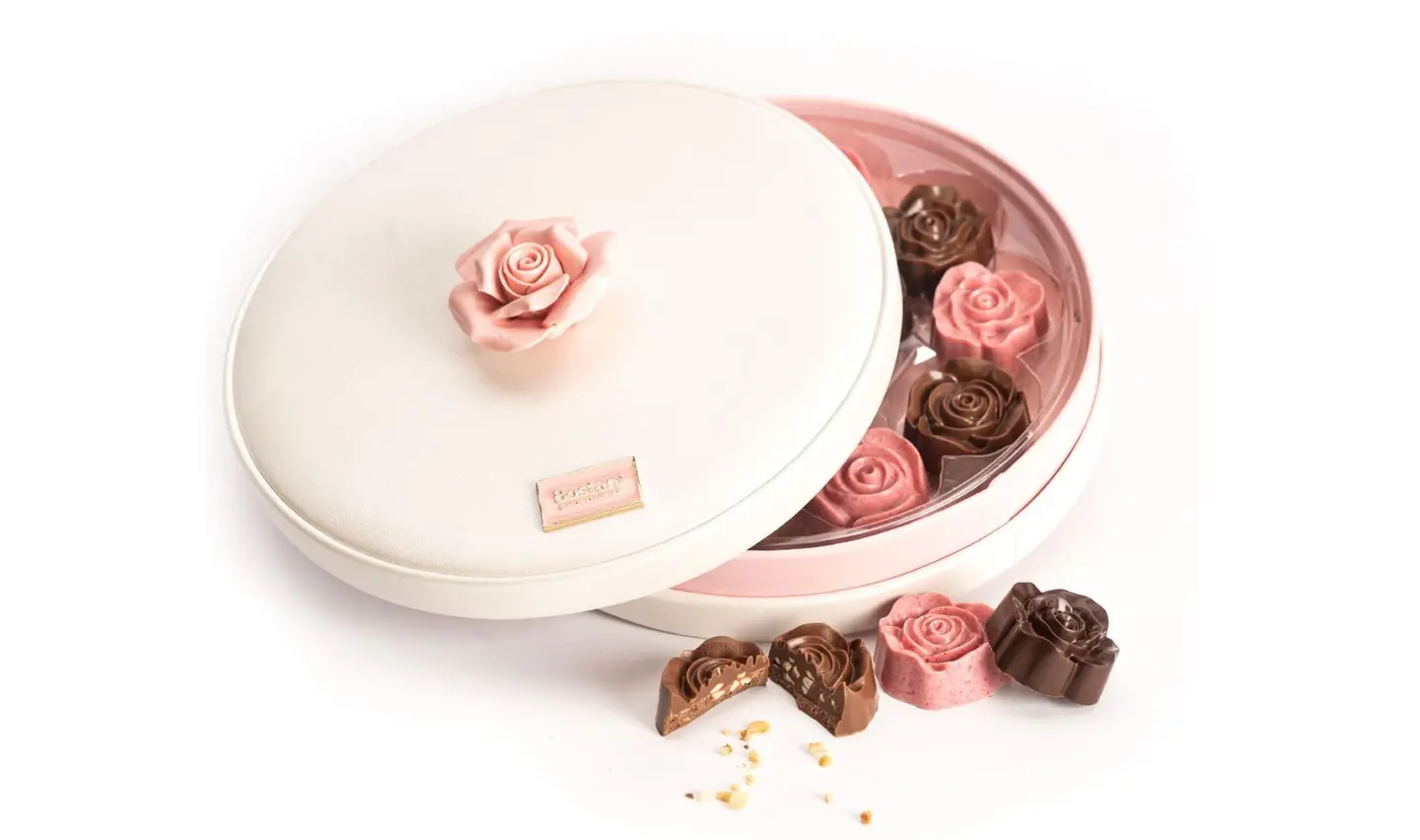 Rose Box Medium 13 Pcs
