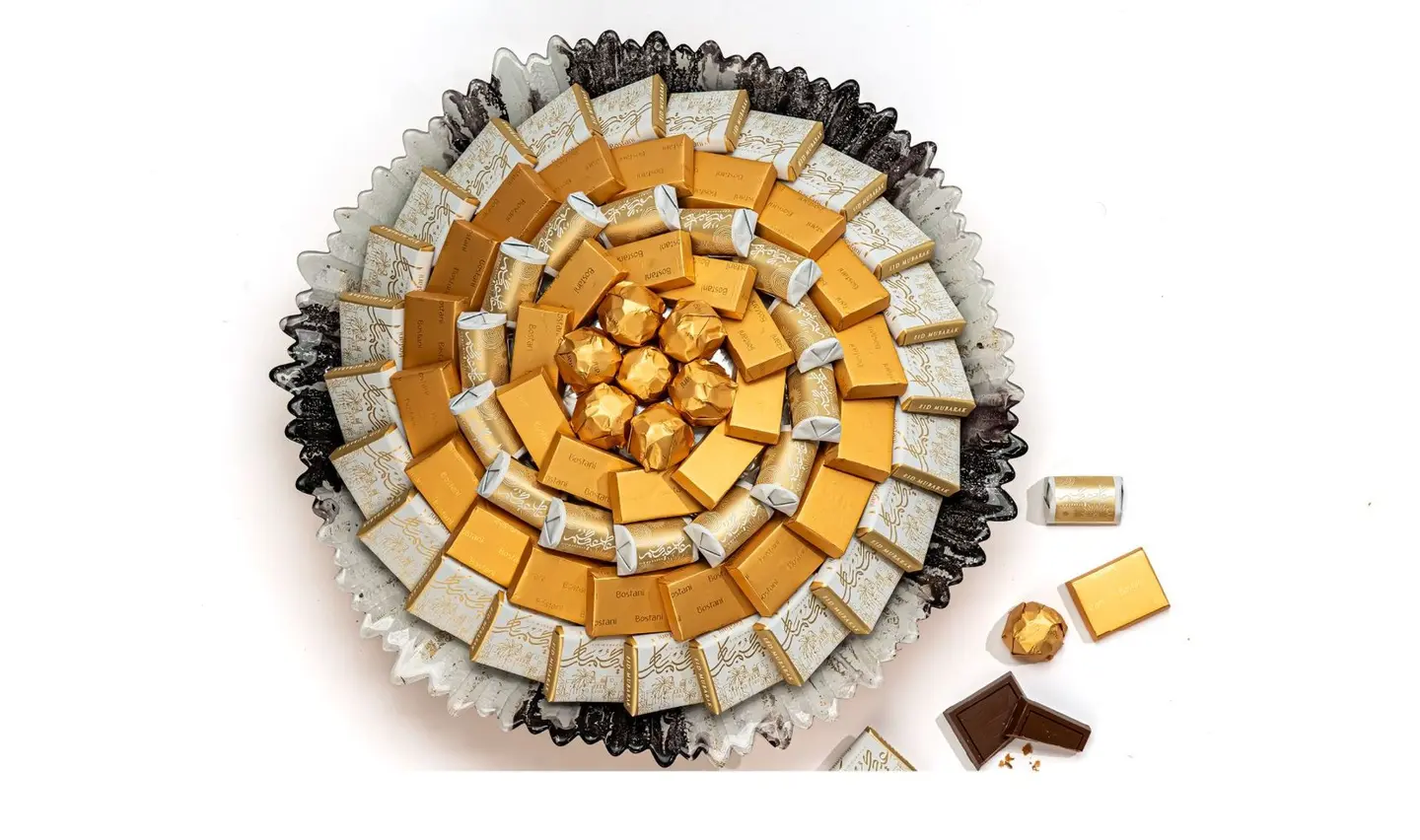 صينية العيد زجاج بحواف مموجة سوداء كبير