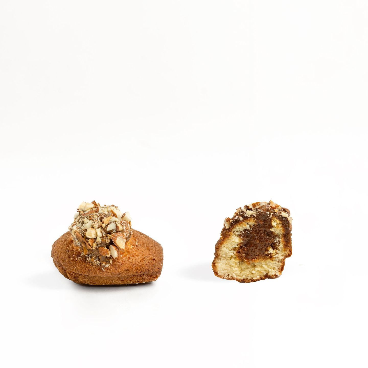 Hazelnut Madeleine (Piece)