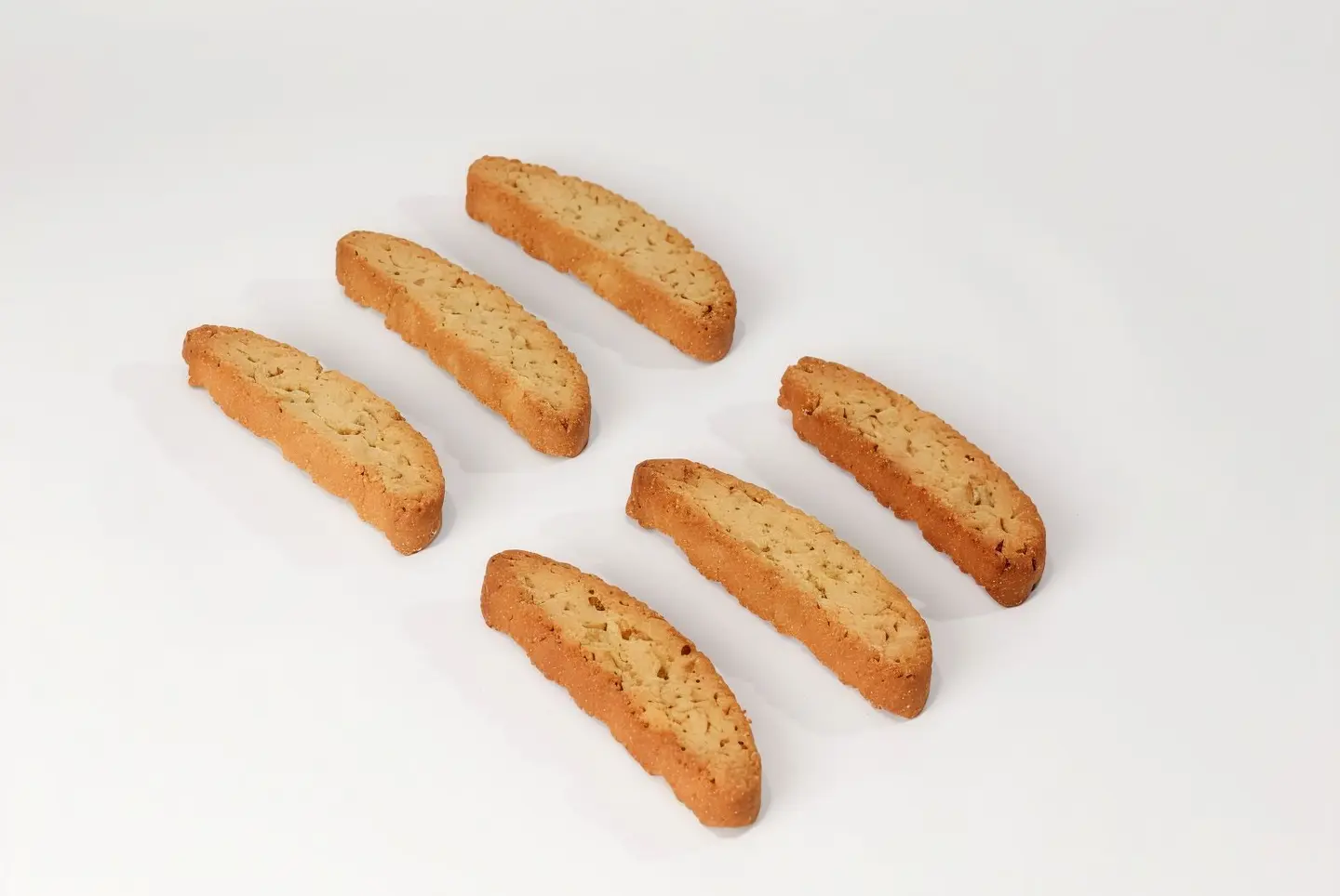 بسكوت اللوز (6 قطع)