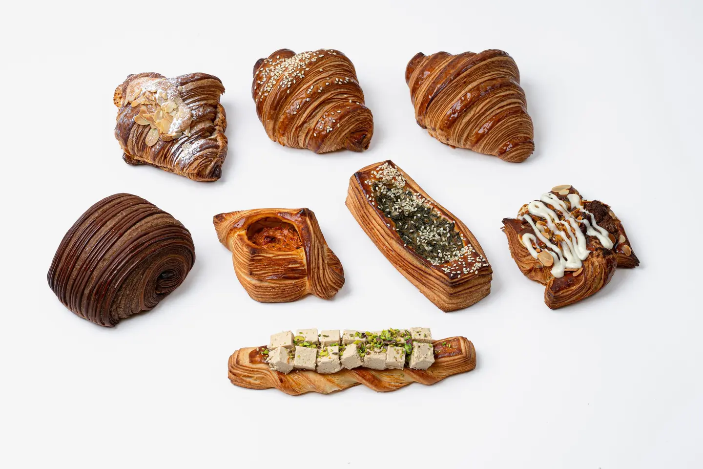 بوكس مخبوزات مشكل (6 حبات)