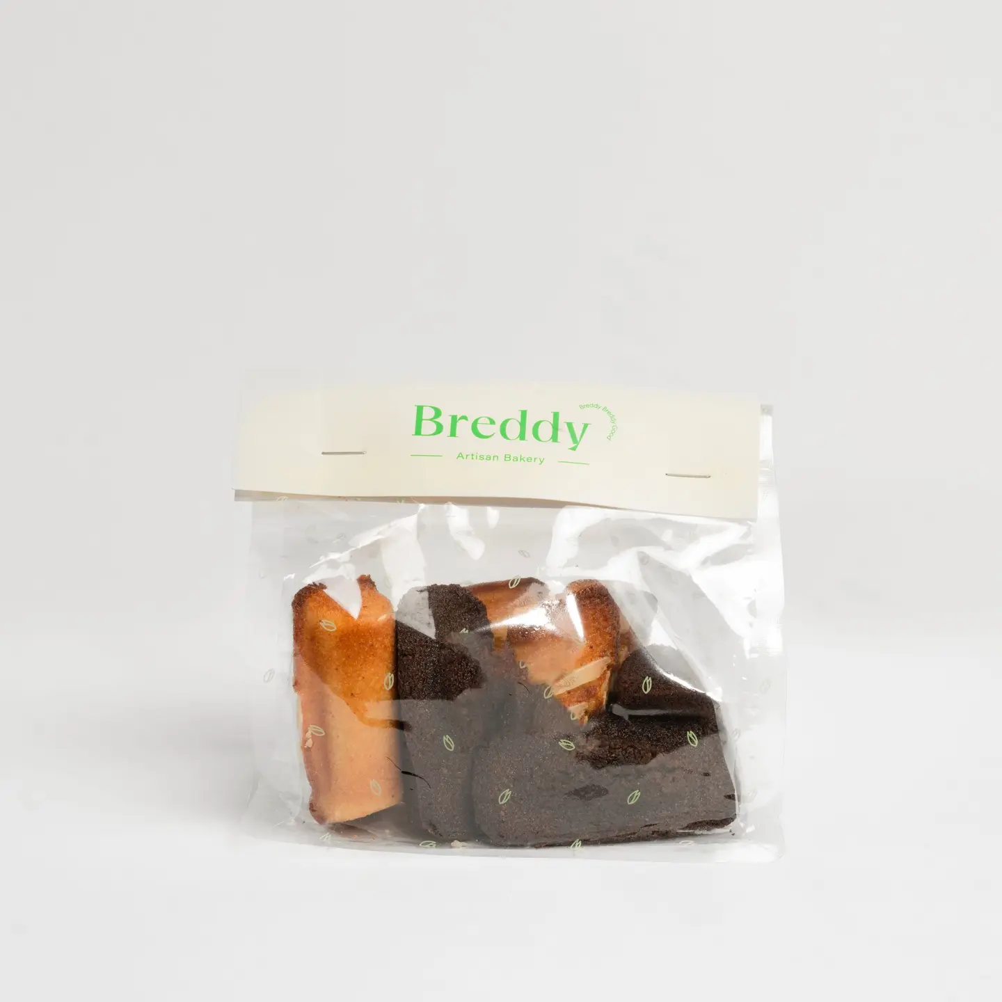 اصابع كيك اللوز (8 قطع)