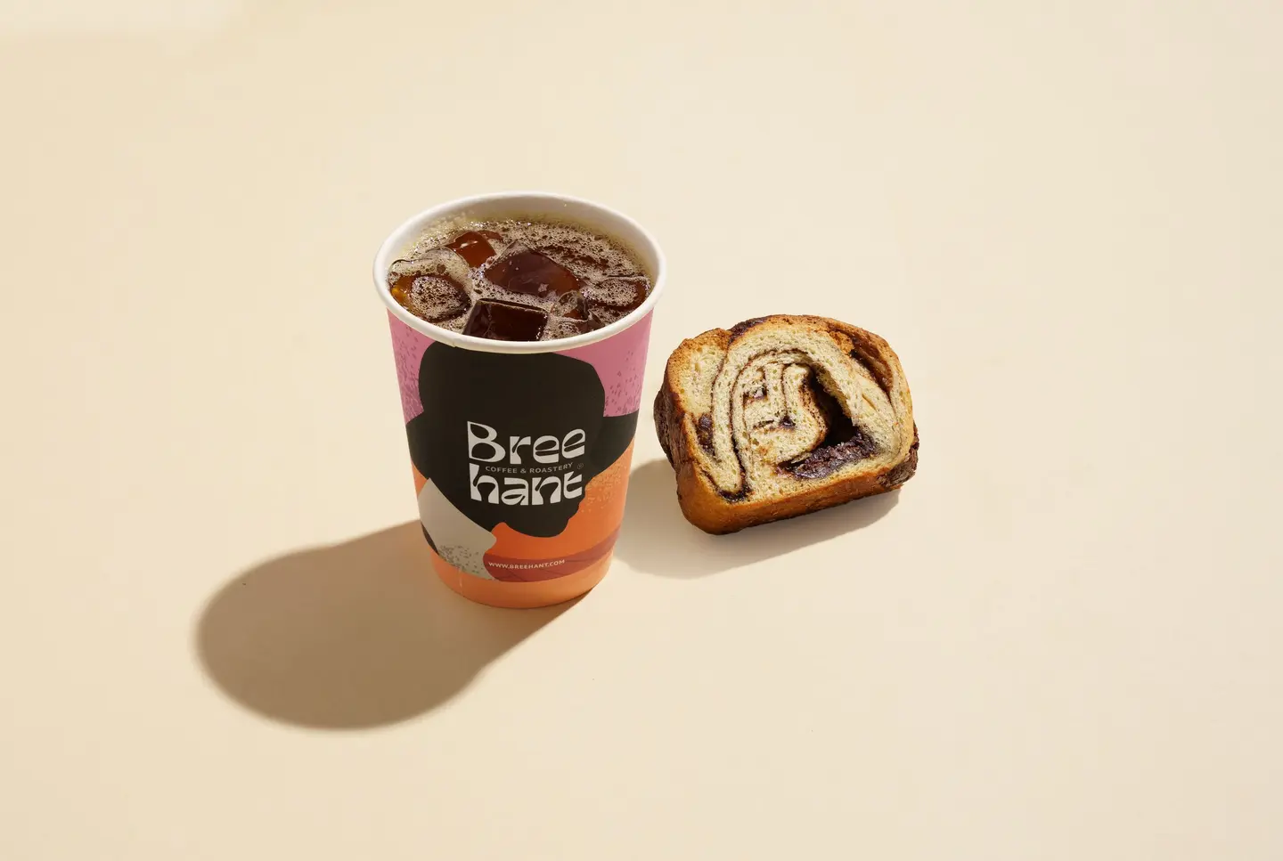 قهوة اليوم مع بايتس من اختيارك