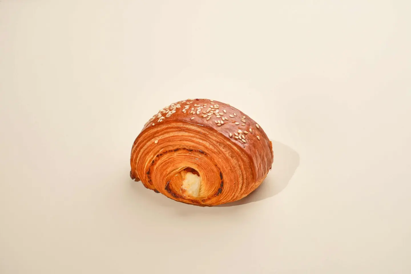 Akawi Croissant