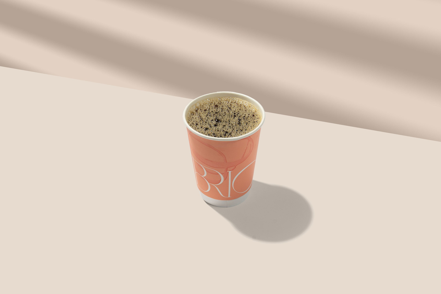 قهوة اليوم كبير ساخن