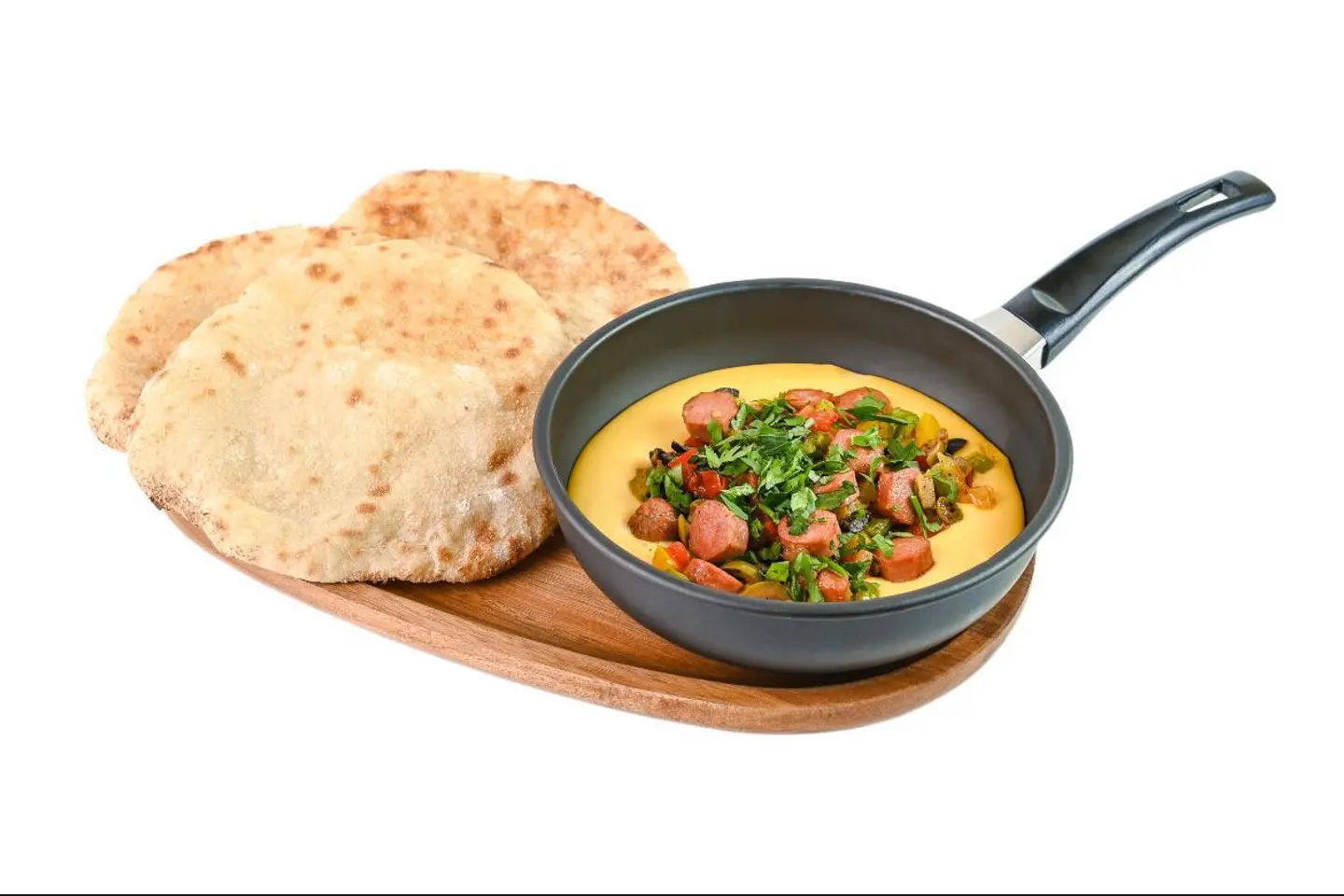 طاسة جبن بالنقانق