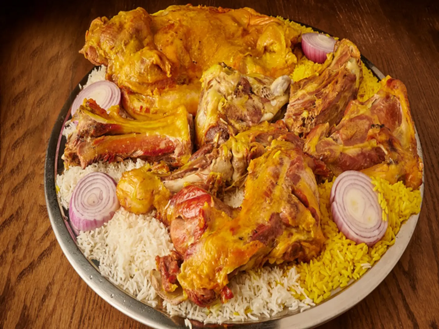 اربعة نفر لحم مندي