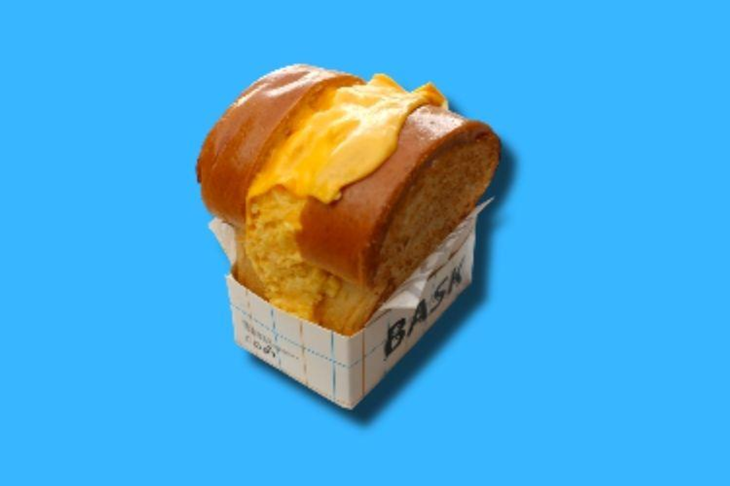 بيض مخفوق مع جبنة الشيدر