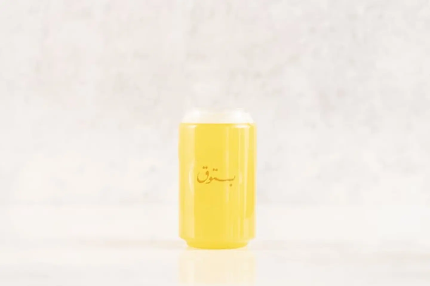 عصير الأناناس الطازج