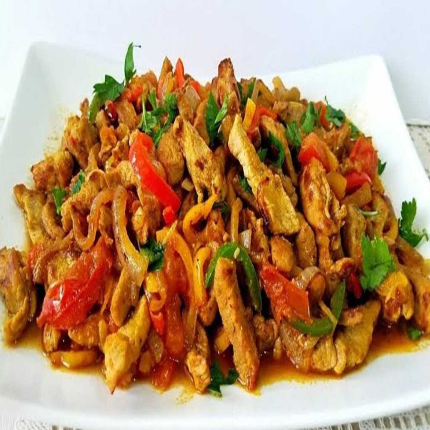 نص دجاج عقدة