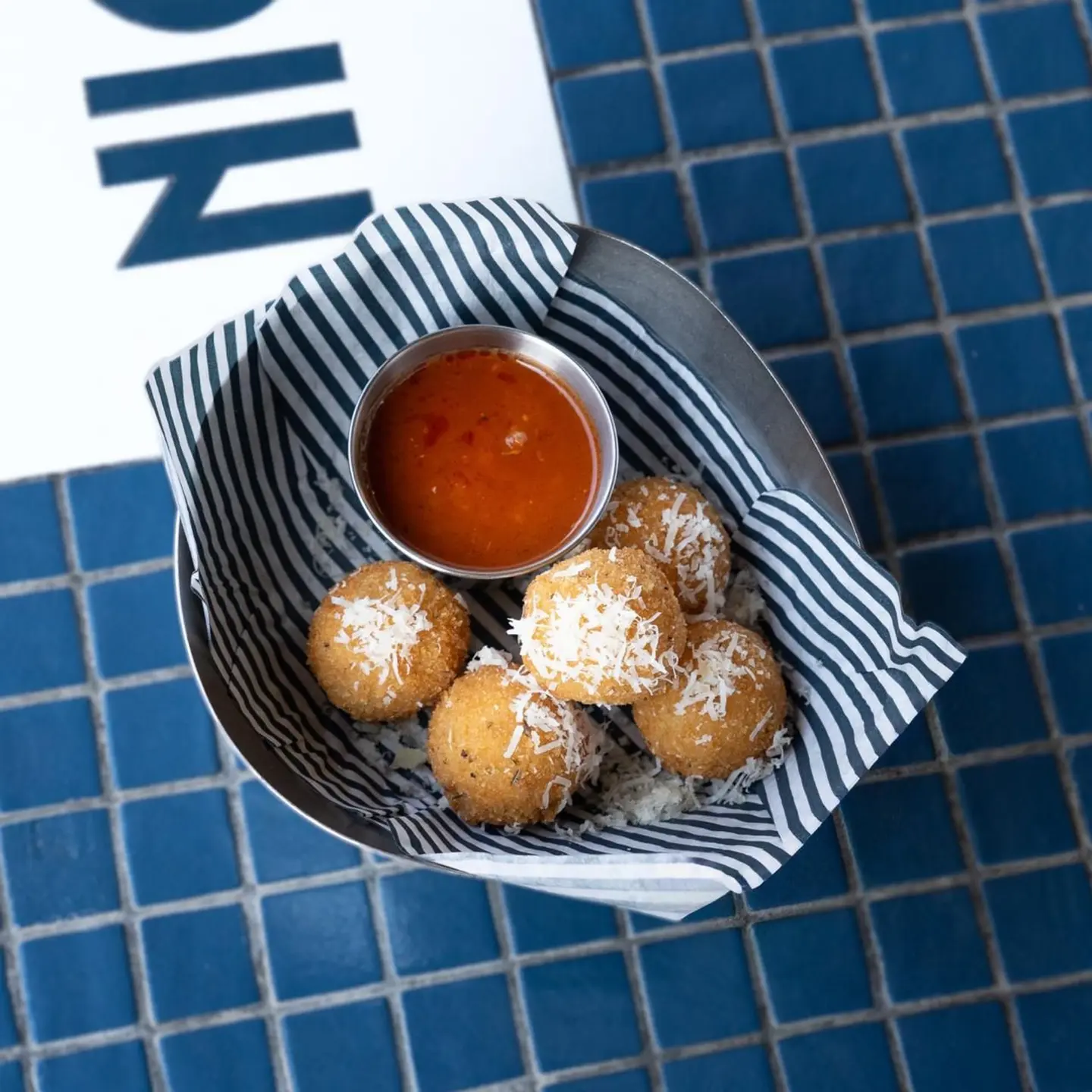 Cheesy Balls