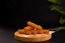 أصابع الموزاريلا