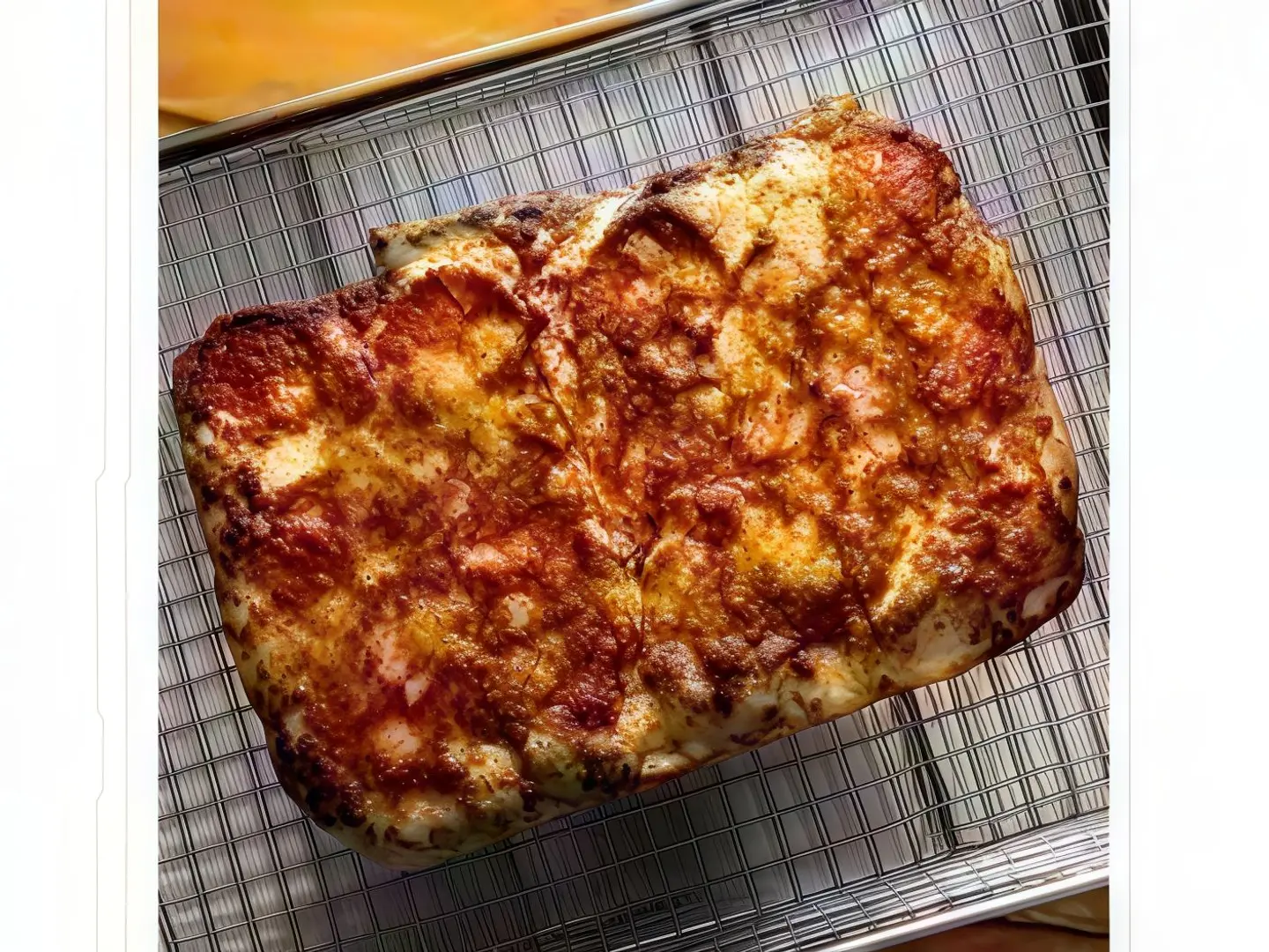 صحن بيتزا مربعات