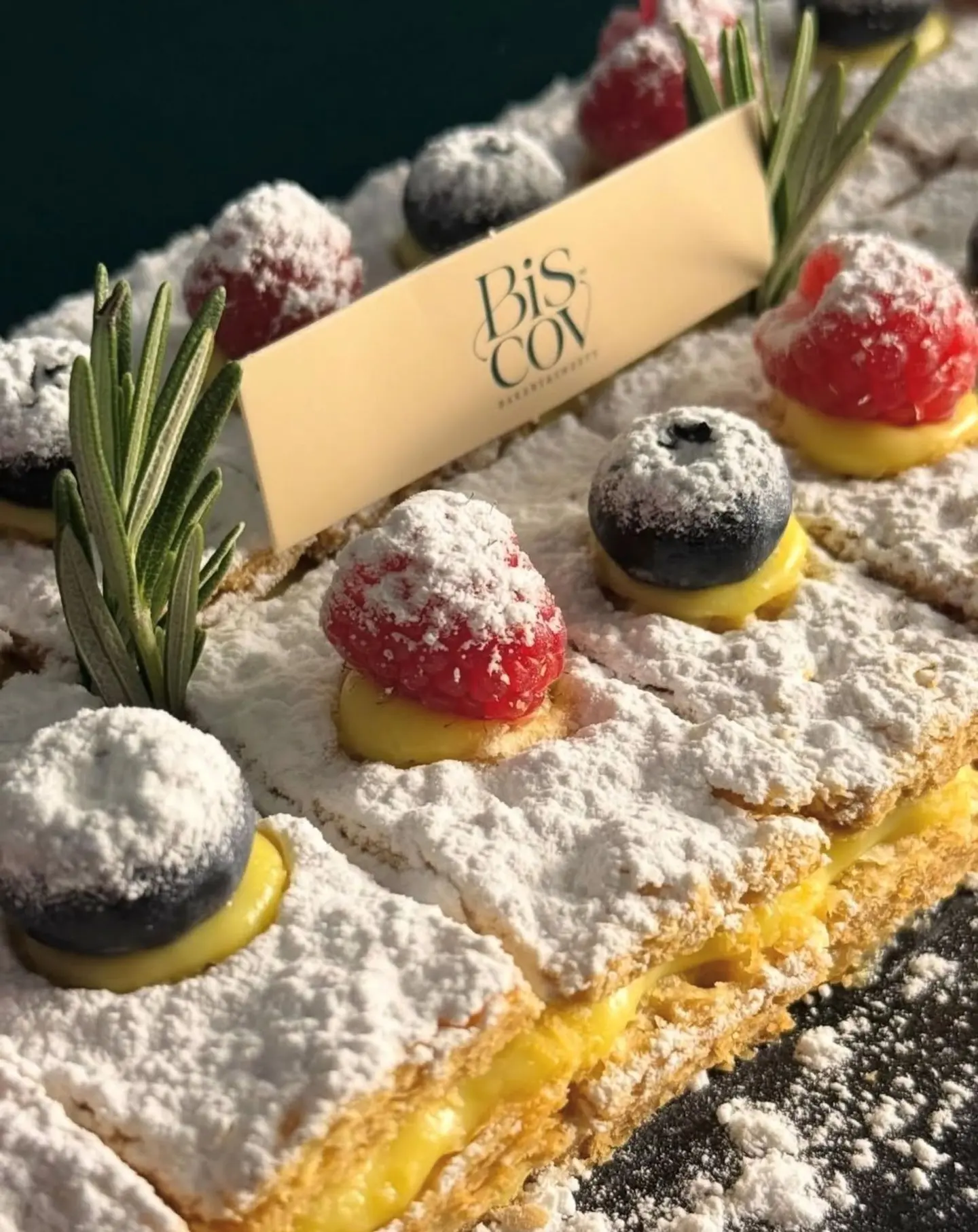 Large Mille Feuille Box