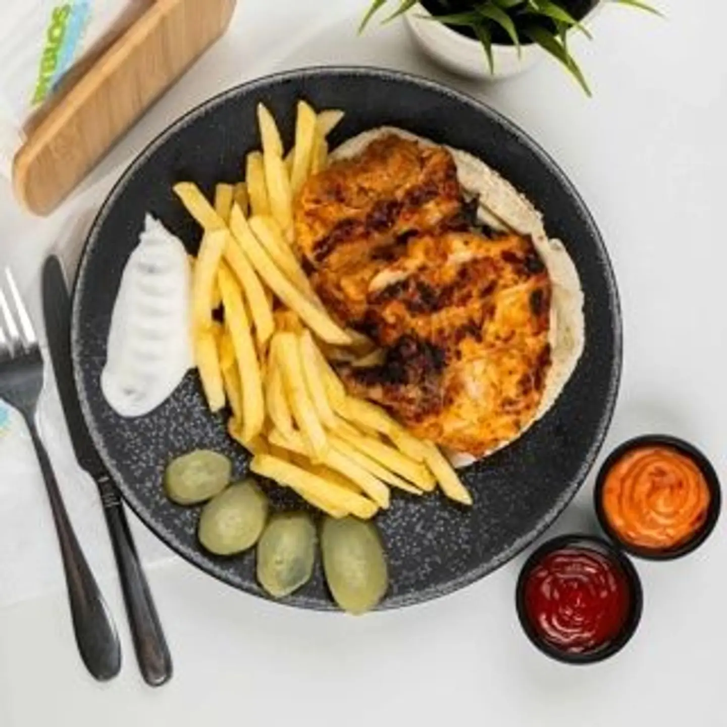 نصف دجاج بدون عظم