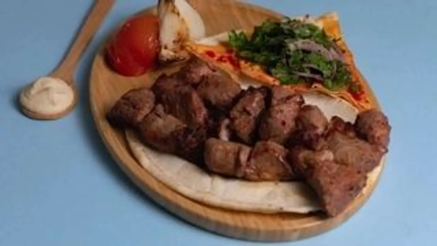 نصف كيلو مشاوي مشكلة