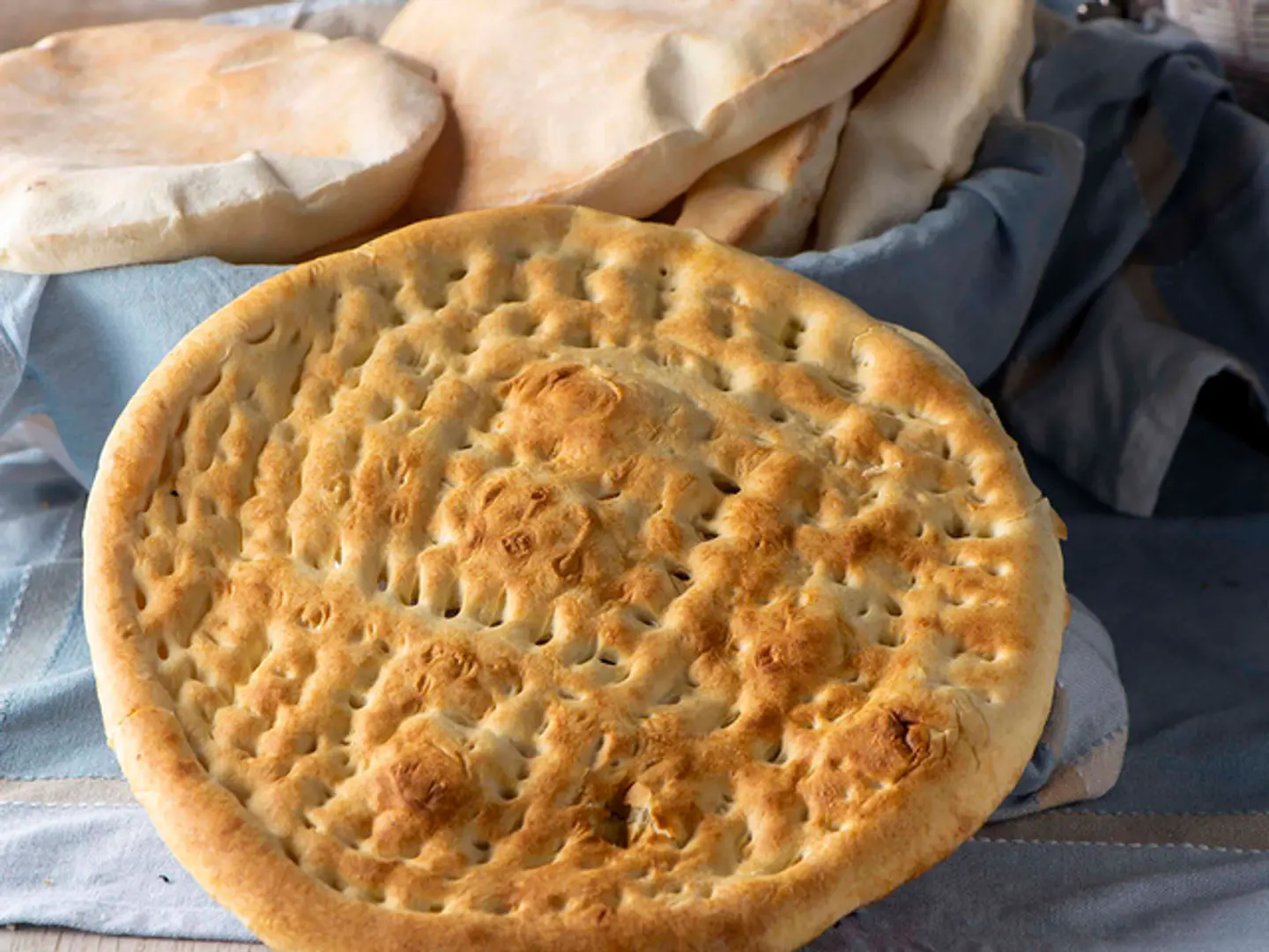 خبز نان ثوم
