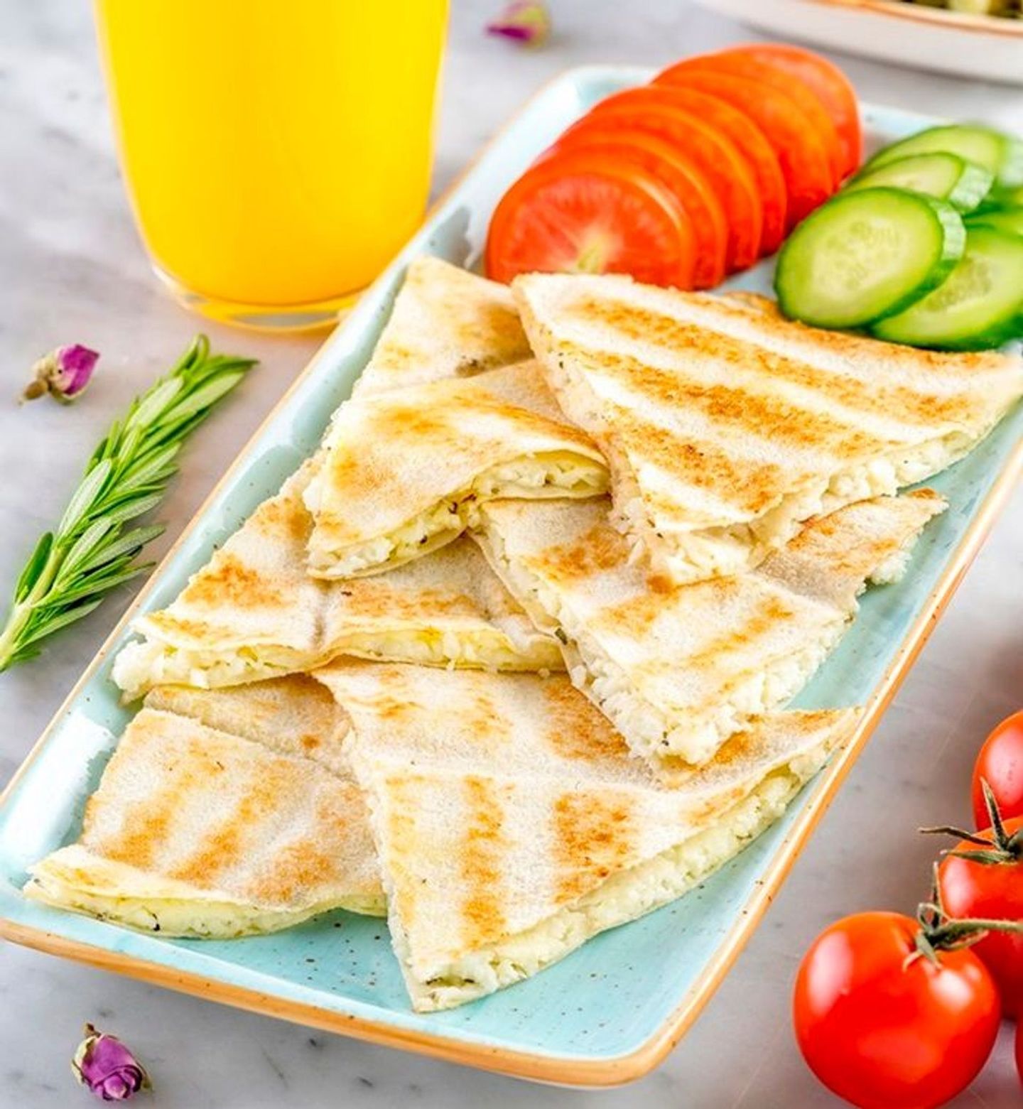 Halloumi Arayess