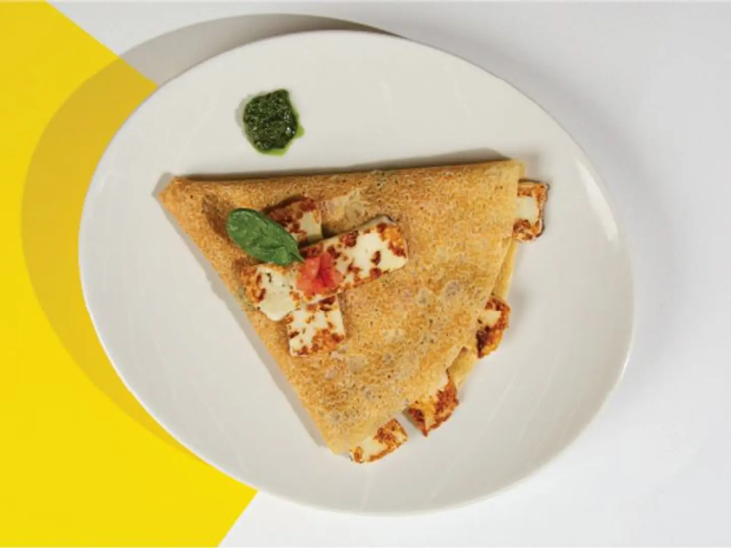 Crepe Hallomi With Pesto