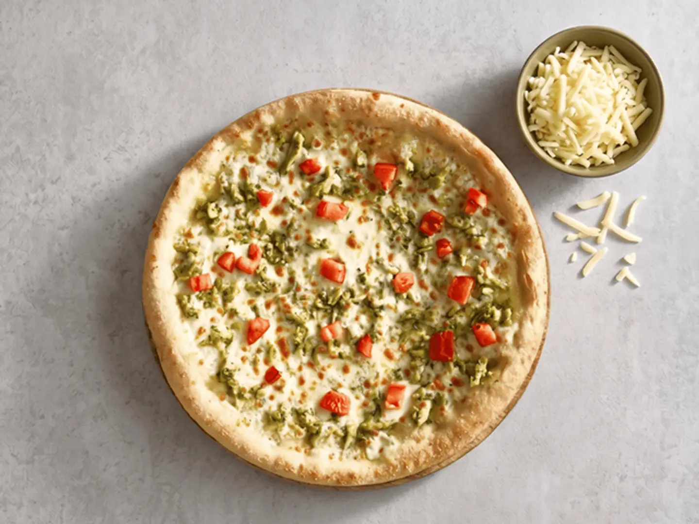 Chicken Pesto Medium Pizza