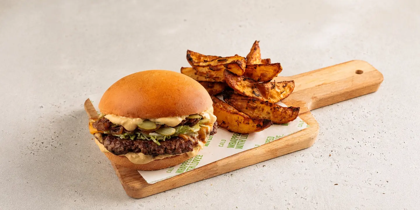 Smash Burger & Potato Wedges