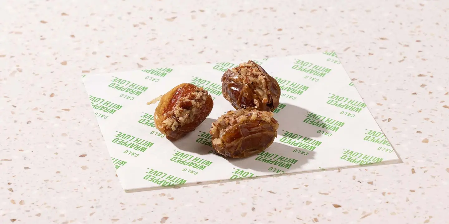 تمر محشي بالكارميل المملح