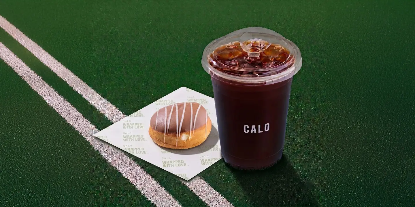 Iced Americano + One Snack Bundle