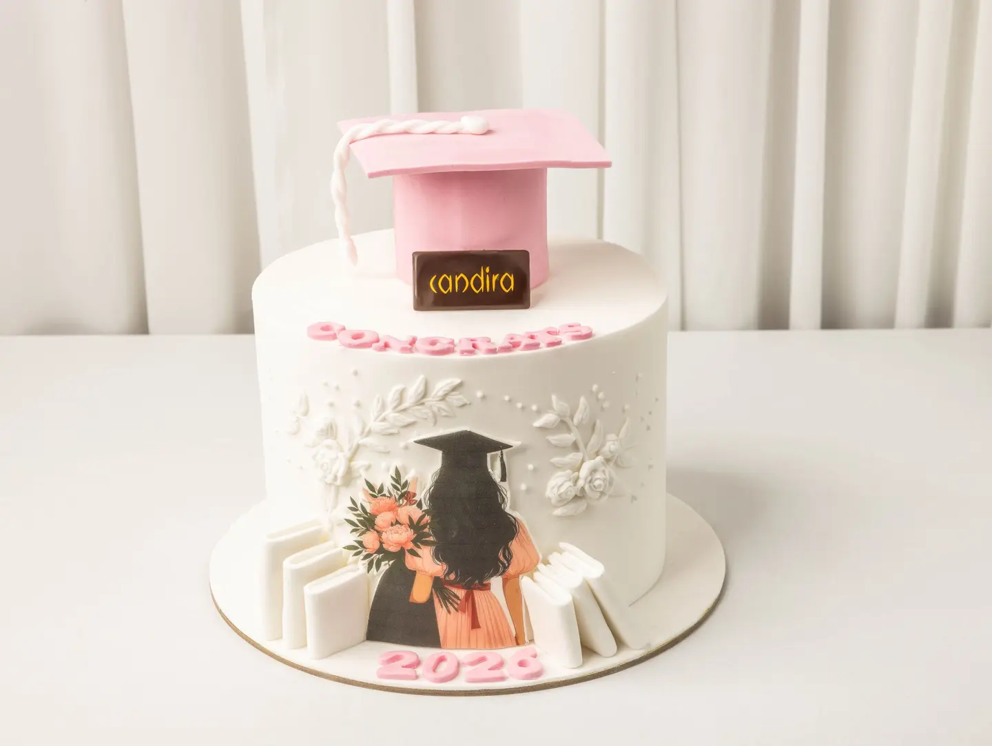 Graduation Cake White Vanilla