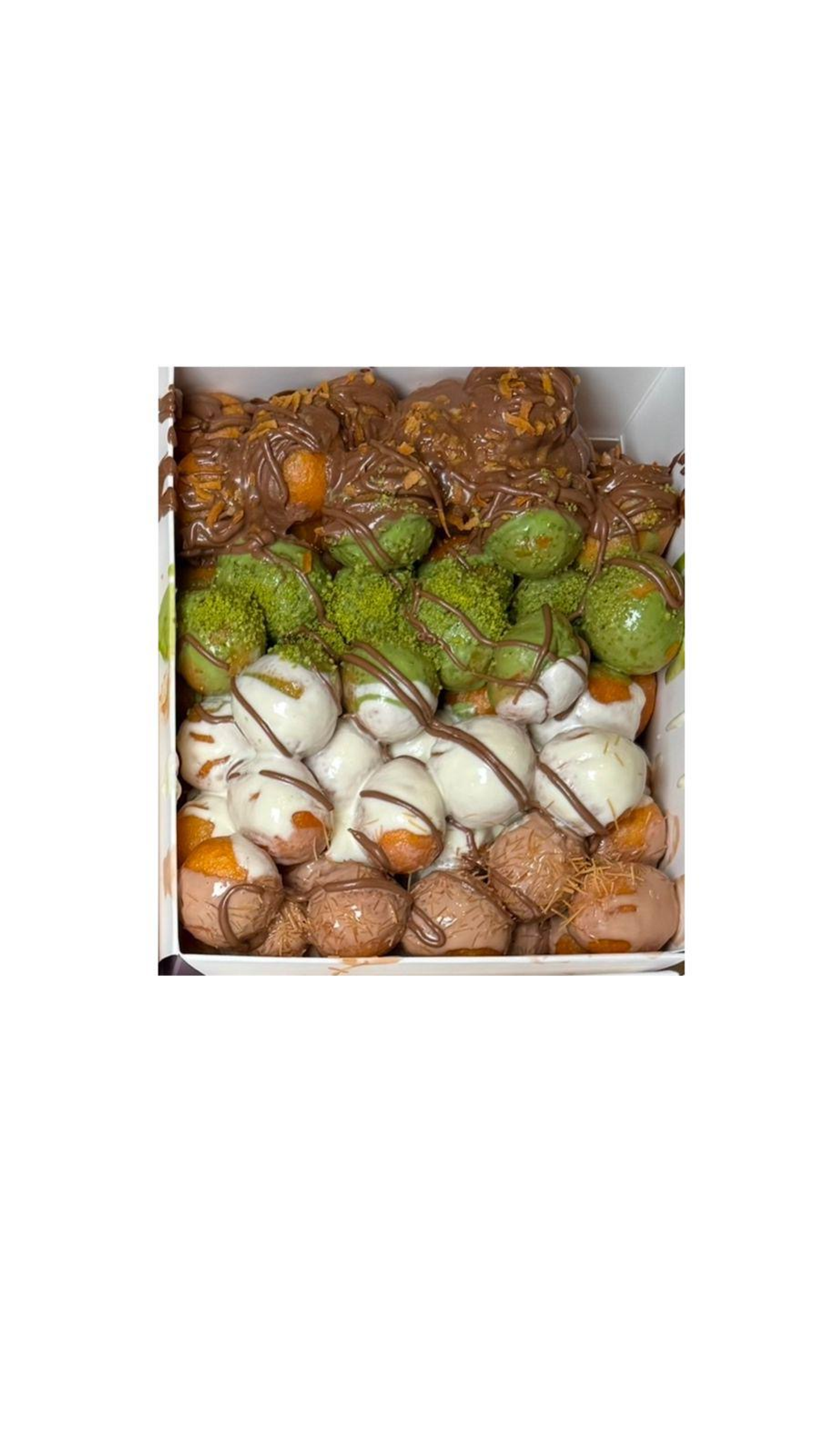 Assorted Royal Luqaimat