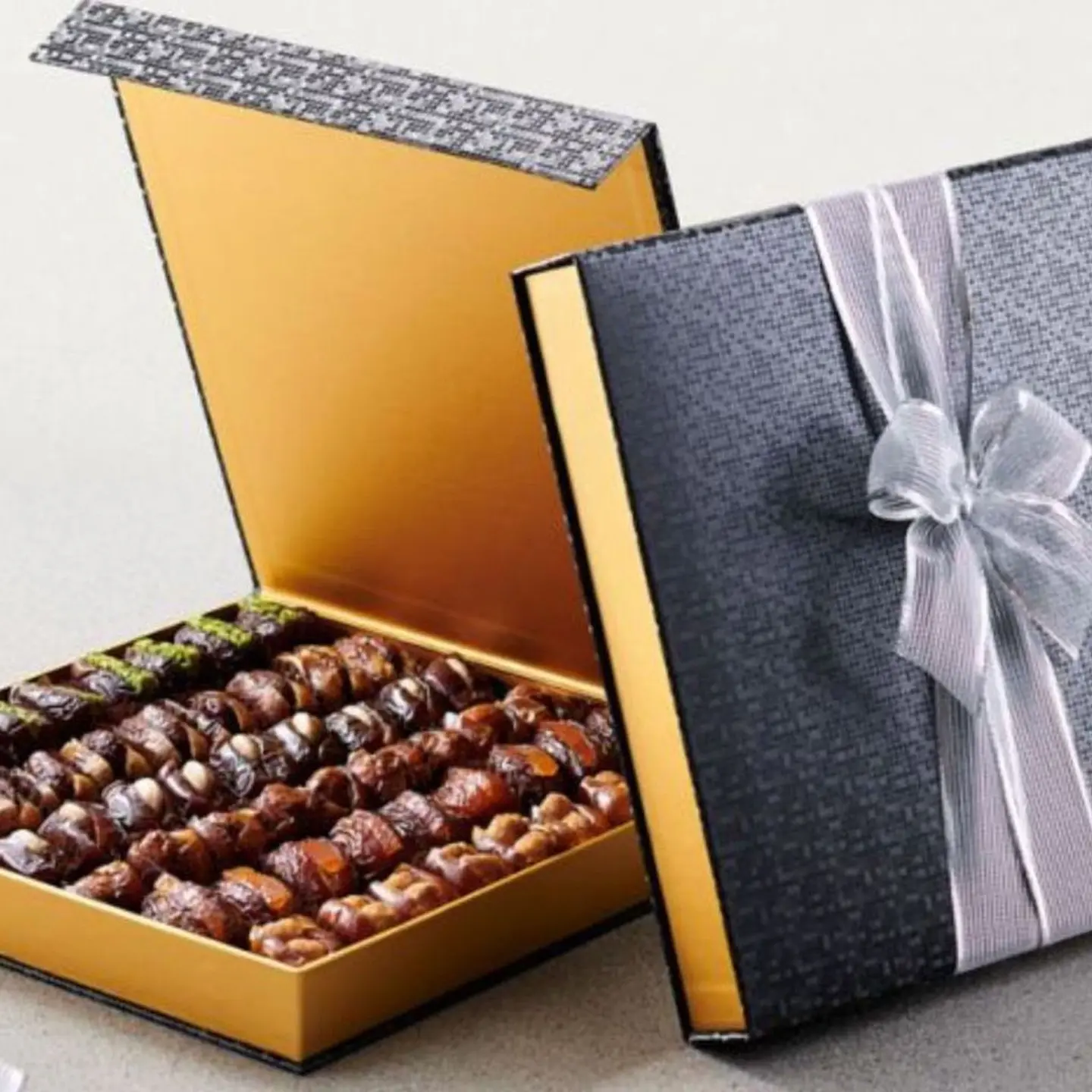 Black Sapphire Gift Box Large