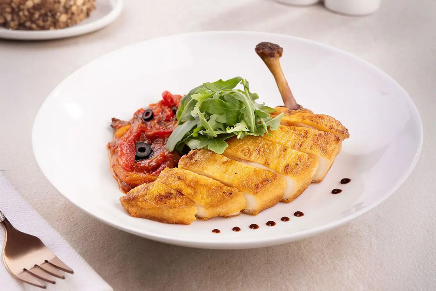 صدر دجاج مشوي في المقلاة