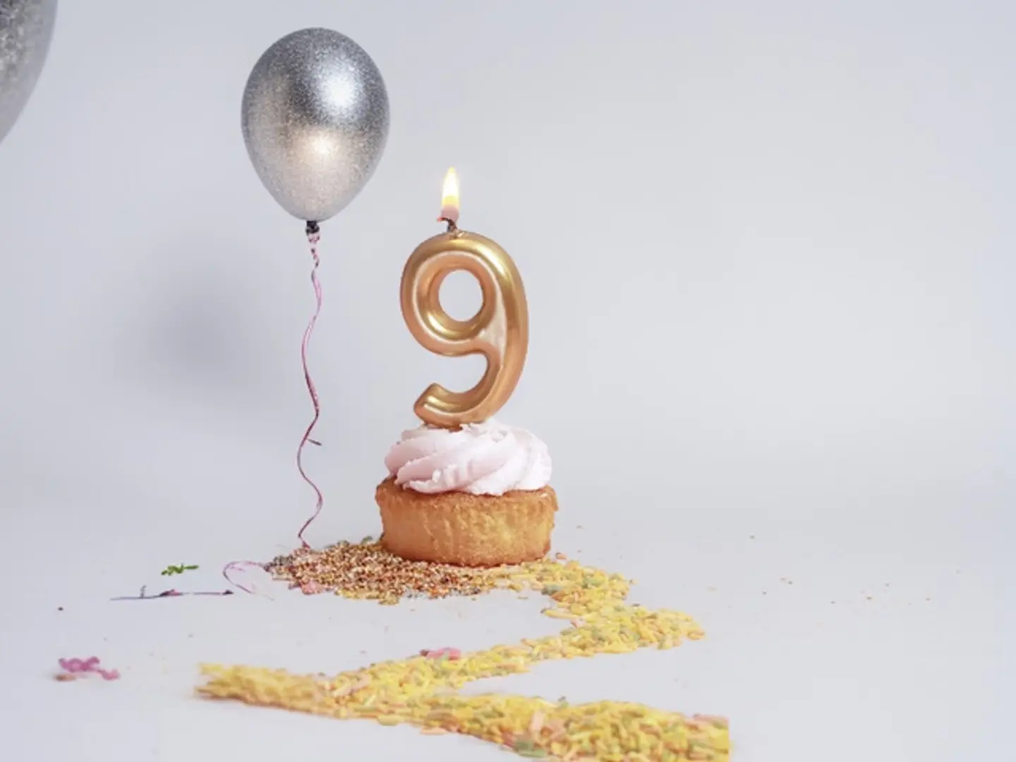 شموع احتفال