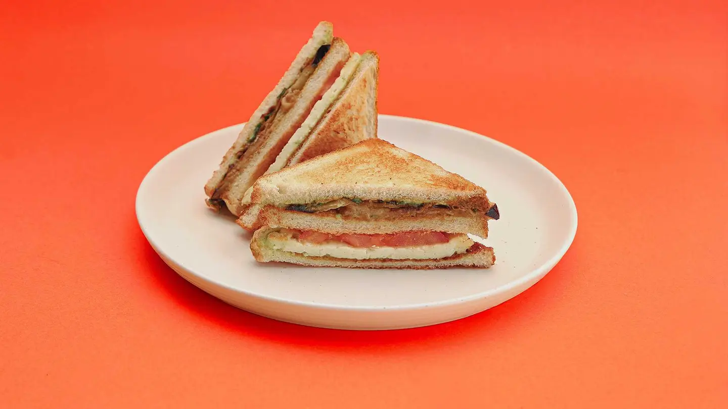 كلوب حلوم وباذنجان