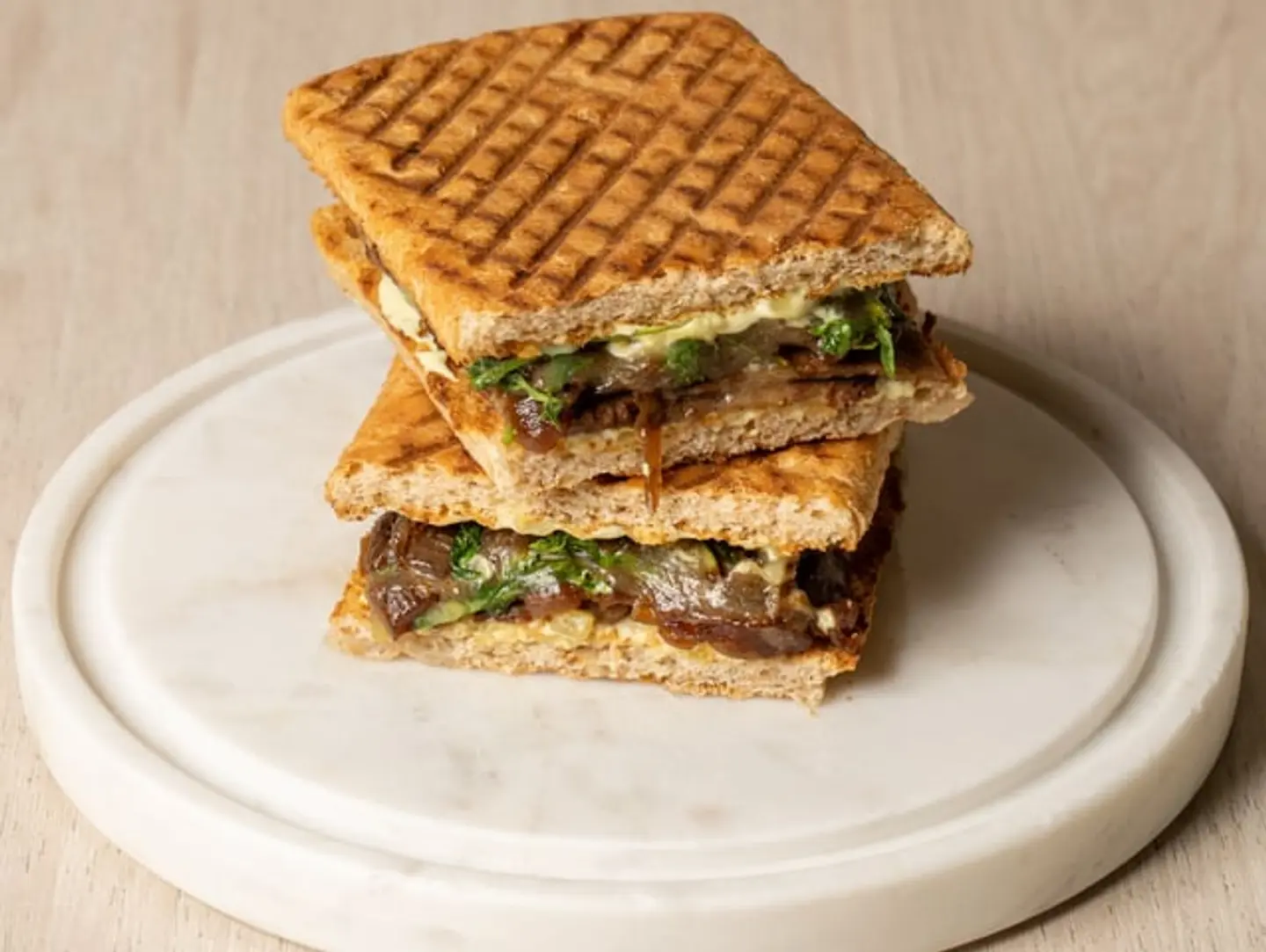 Roast Beef & Cheddar Melt Flatbread