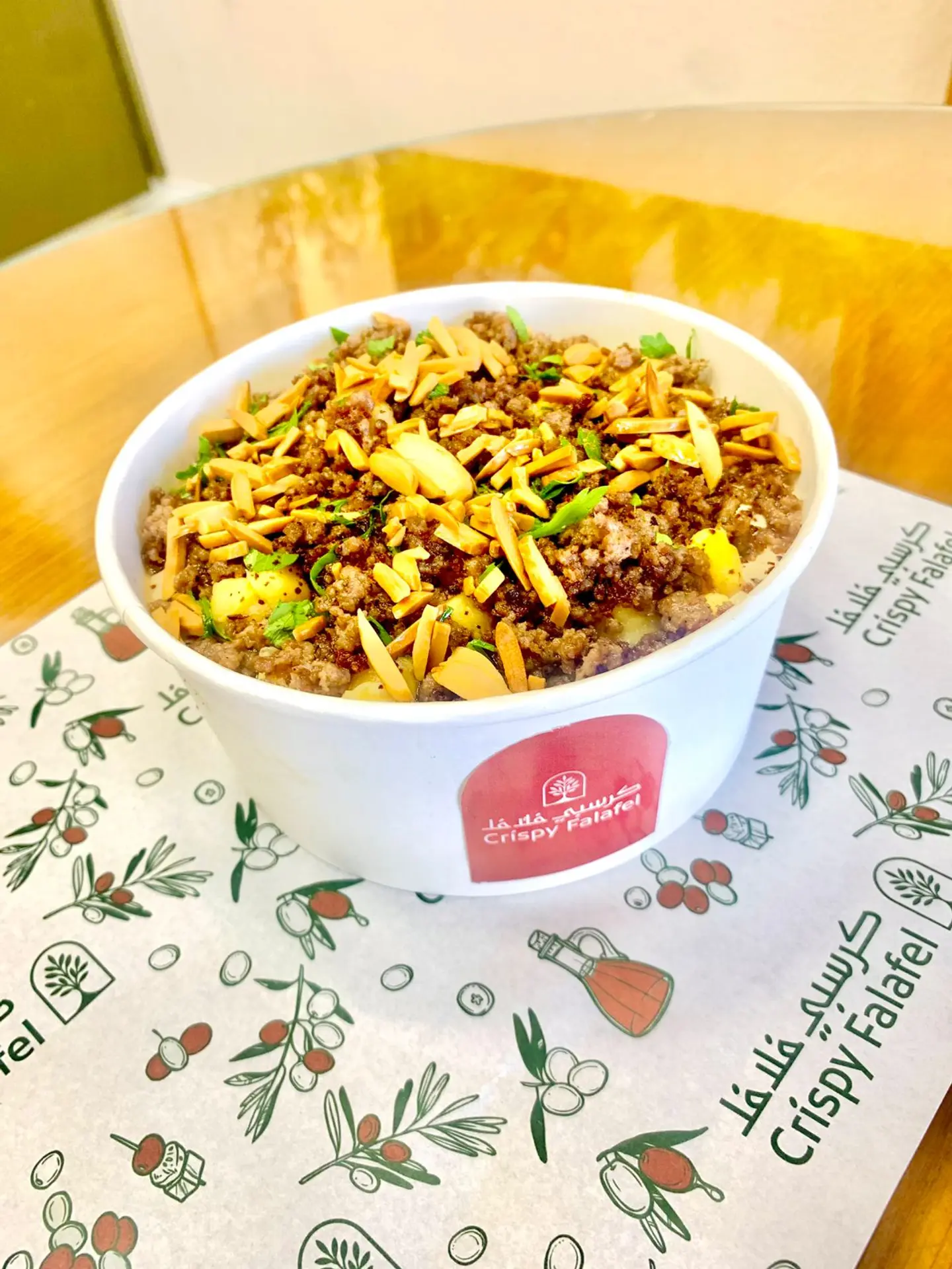 فتة حمص باللحمة والمكسرات