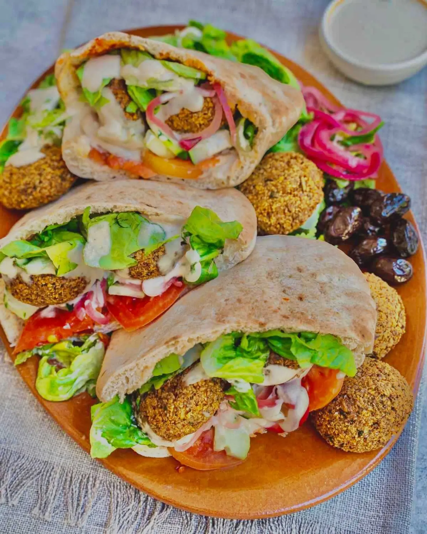 فلافل خبز عربي صغير