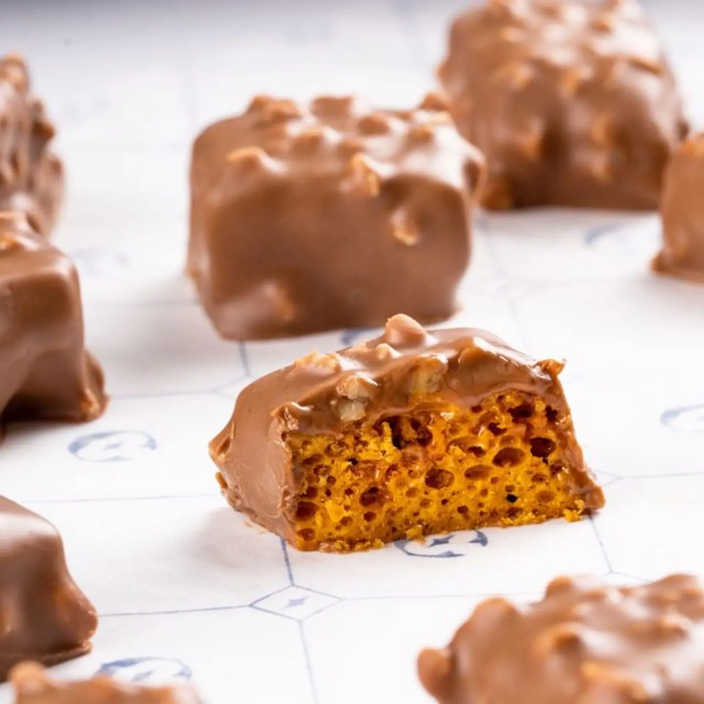 Honeycomb Bites