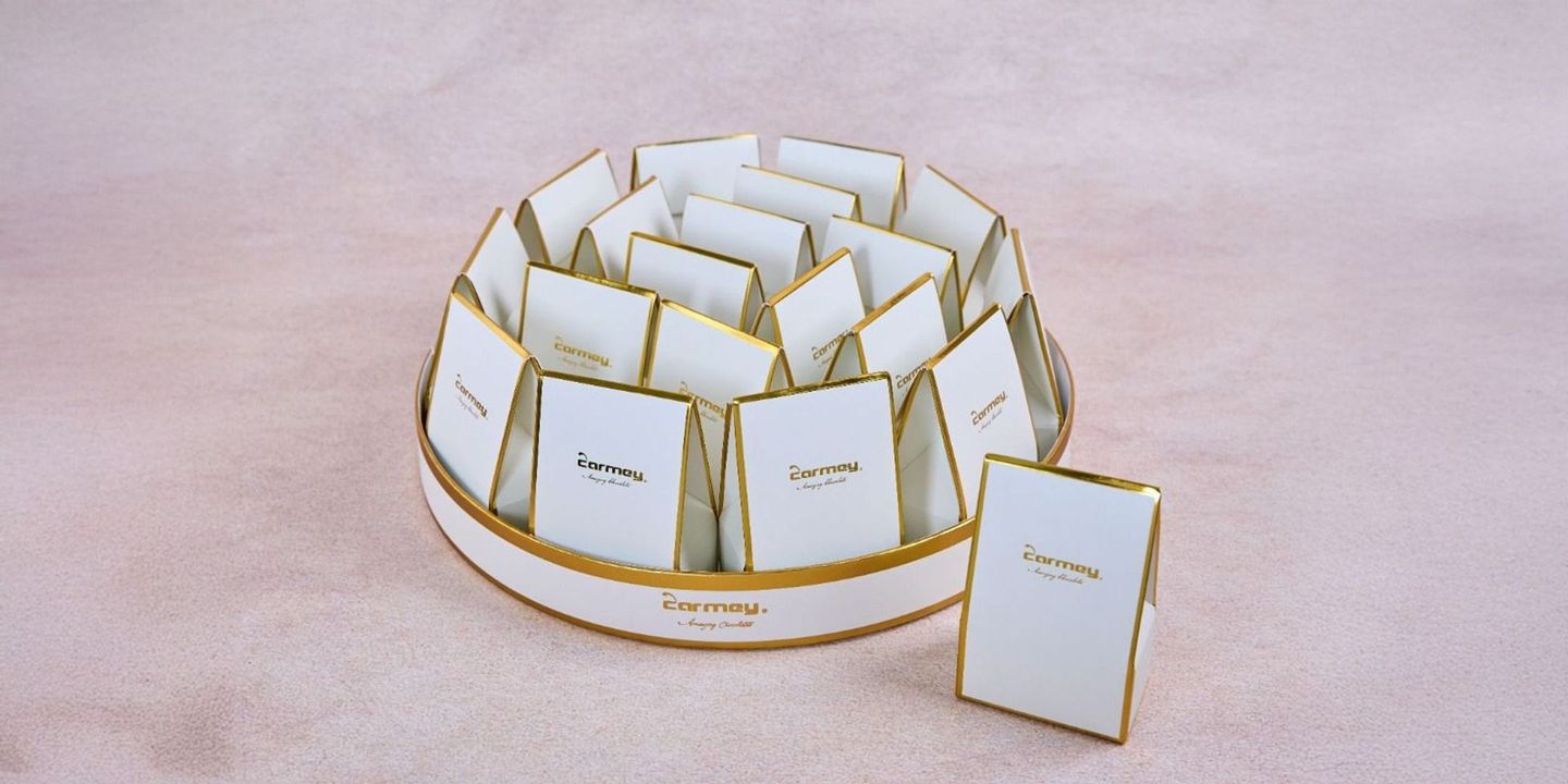 Beige Pyramid Distribution Tray
