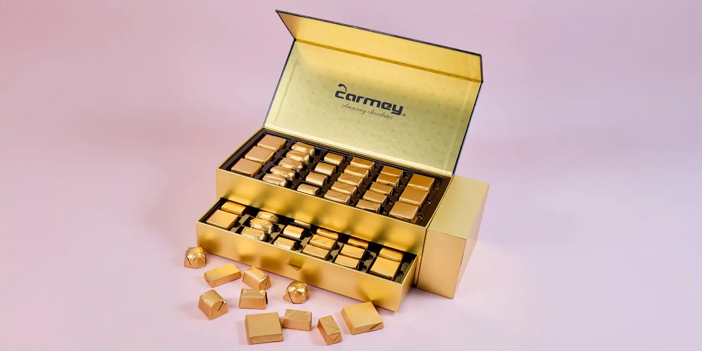 بوكس العيد شوكولا مغلف كومو كبير