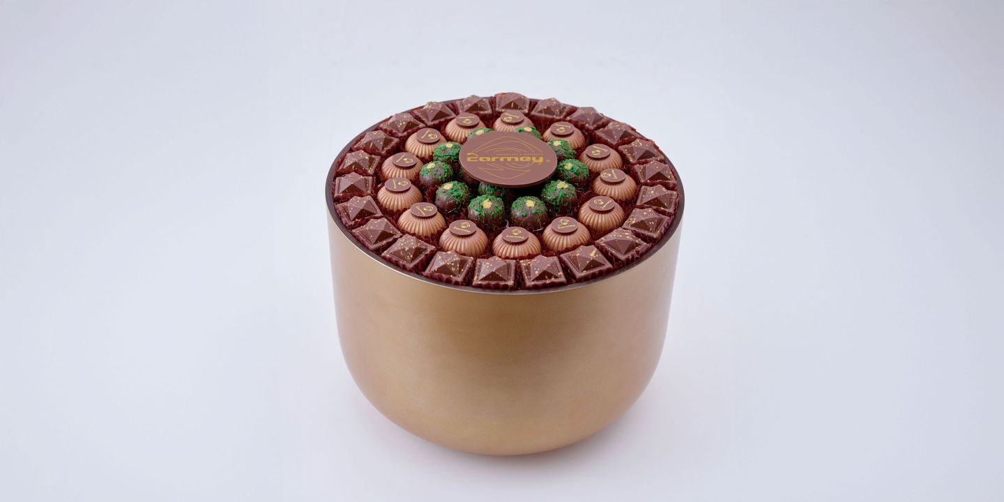 Gold Uncovered Chocolate Vase