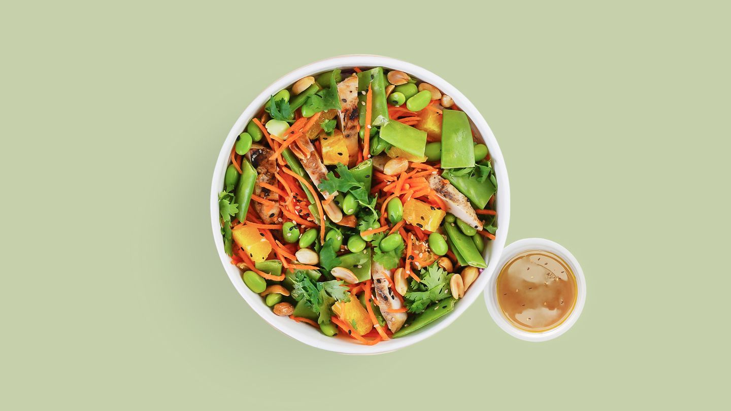 Chicken Noodle Salad 700 Kcal