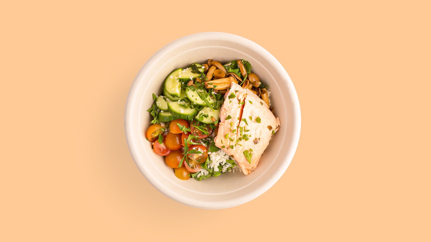 Baked Salmon With Kale Cauliflower Rice Bowl 573 Kcal